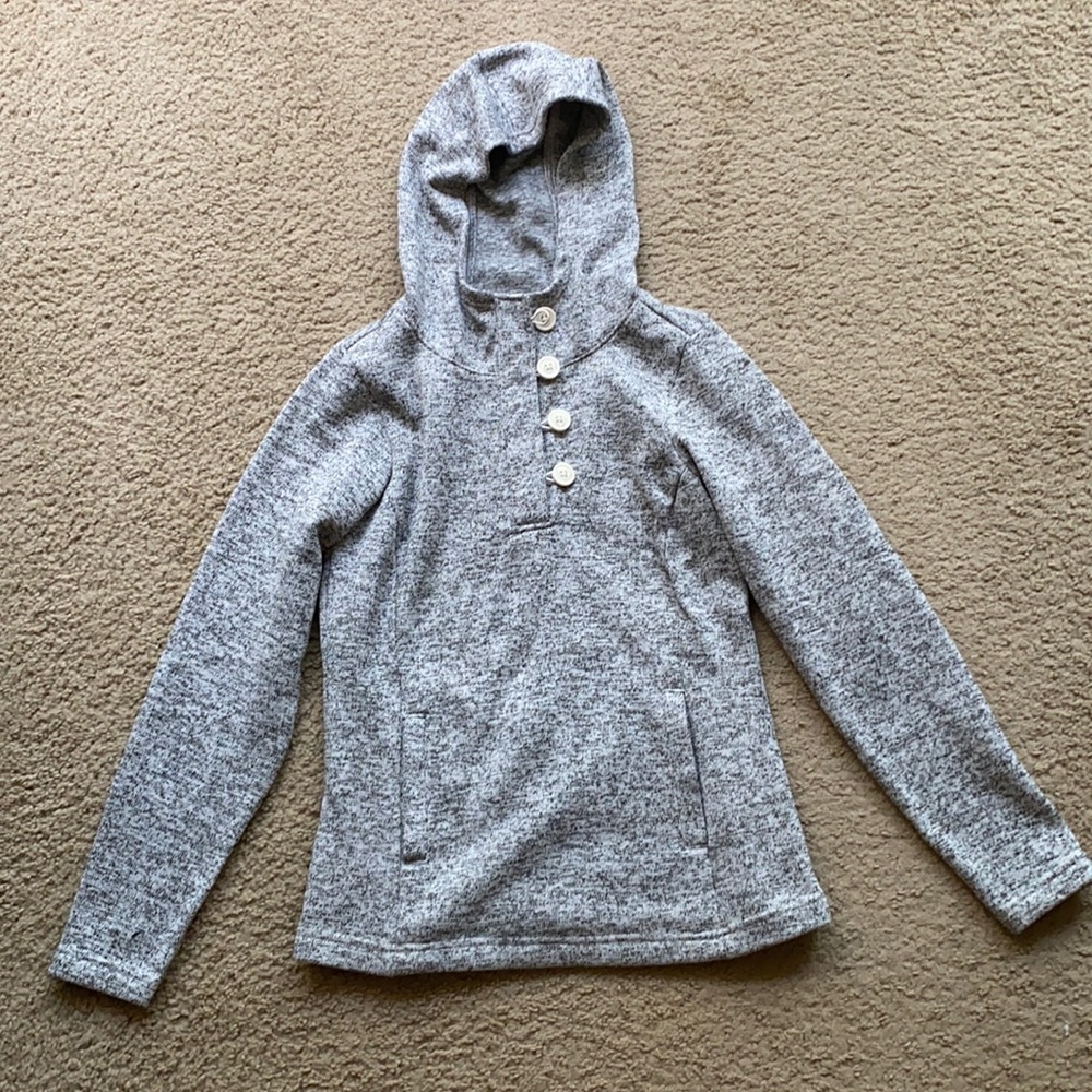 Columbia quarter button sweater